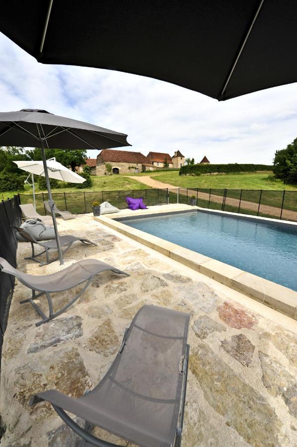 Gite 8 Pers Du Chateau De Cantecor Alvignac Zimmer foto